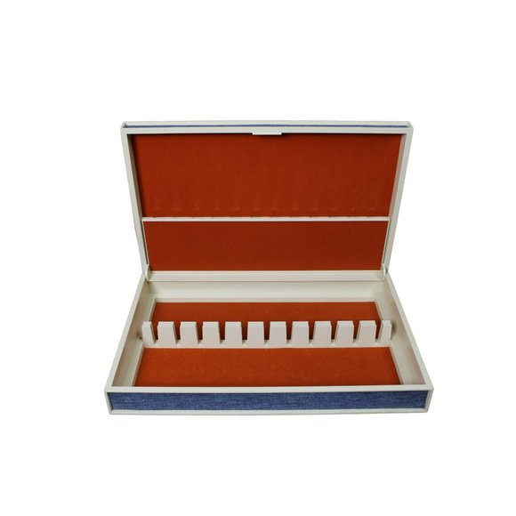 Large Plastic Silverware Storage Box with a Floral Design - Picture 9 of 12